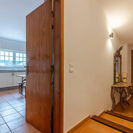 Holiday home Marmeleira House Terrace